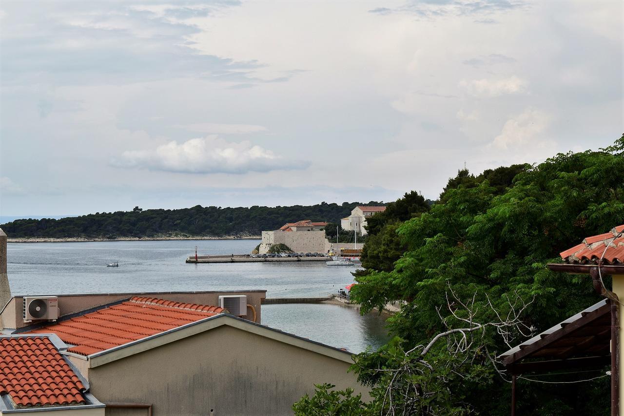 Sunnyy Beacch Apartments Banjol Esterno foto